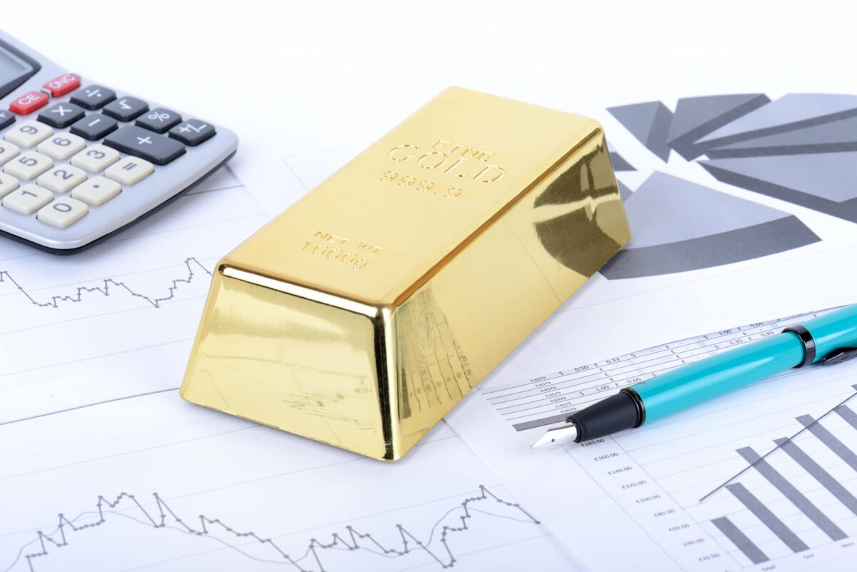 gold stocks with dividends